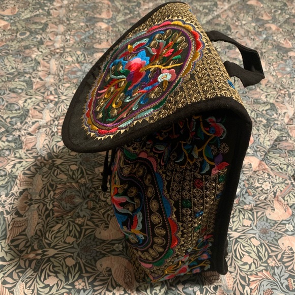 Colorful Embroidered Backpack - Picture 5 of 7
